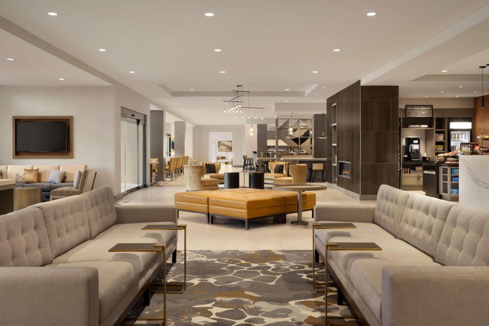 Hilton Garden Radnor 3*